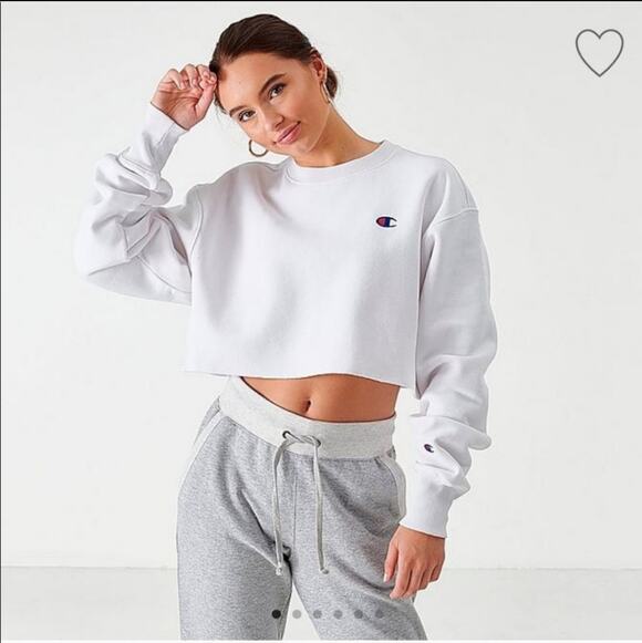 Champion Tops - Champion Oversized Cropped Raw Edge Reverse Weave women's Crewneck medium